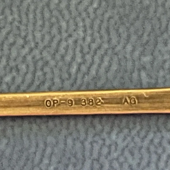 Oliver Peoples OP-9 Vintage 1980s Tortoise Eyeglasses in Mint Condition - Picture 8 of 15